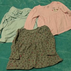 3 long sleeved shirts